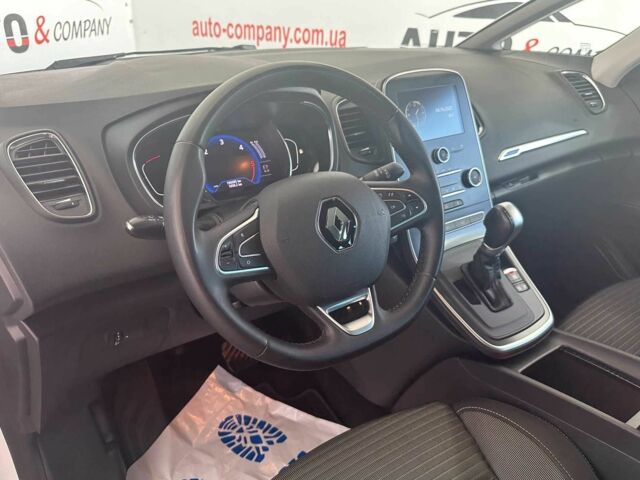 Белый Рено Гранд Сценик, объемом двигателя 1.7 л и пробегом 196 тыс. км за 16450 $, фото 5 на Automoto.ua