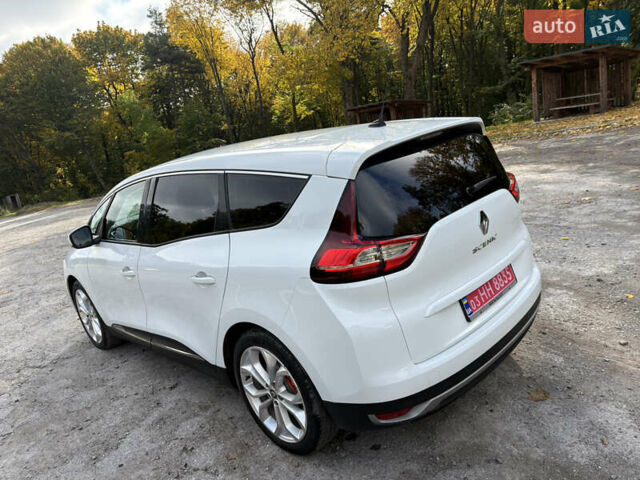 Белый Рено Гранд Сценик, объемом двигателя 1.7 л и пробегом 199 тыс. км за 15600 $, фото 17 на Automoto.ua