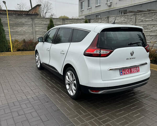 Белый Рено Гранд Сценик, объемом двигателя 0 л и пробегом 159 тыс. км за 15800 $, фото 3 на Automoto.ua