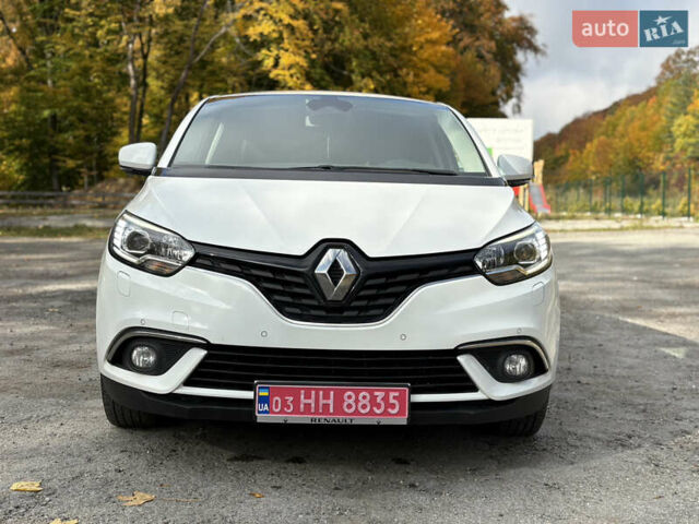 Белый Рено Гранд Сценик, объемом двигателя 1.7 л и пробегом 199 тыс. км за 15550 $, фото 3 на Automoto.ua