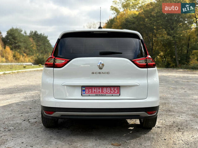 Белый Рено Гранд Сценик, объемом двигателя 1.7 л и пробегом 199 тыс. км за 15550 $, фото 4 на Automoto.ua