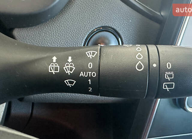 Белый Рено Гранд Сценик, объемом двигателя 1.7 л и пробегом 196 тыс. км за 16450 $, фото 10 на Automoto.ua