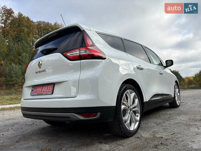 Белый Рено Гранд Сценик, объемом двигателя 1.7 л и пробегом 199 тыс. км за 15550 $, фото 20 на Automoto.ua