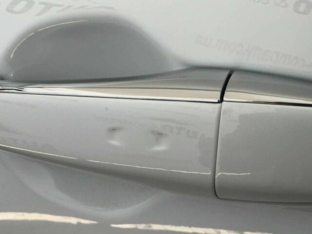 Белый Рено Гранд Сценик, объемом двигателя 1.7 л и пробегом 196 тыс. км за 16450 $, фото 23 на Automoto.ua