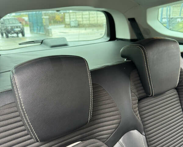 Белый Рено Гранд Сценик, объемом двигателя 0 л и пробегом 159 тыс. км за 15800 $, фото 13 на Automoto.ua