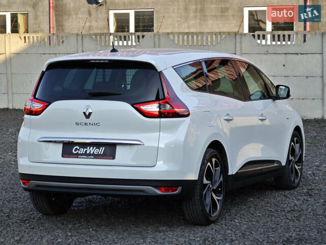 Белый Рено Гранд Сценик, объемом двигателя 1.7 л и пробегом 170 тыс. км за 17999 $, фото 6 на Automoto.ua
