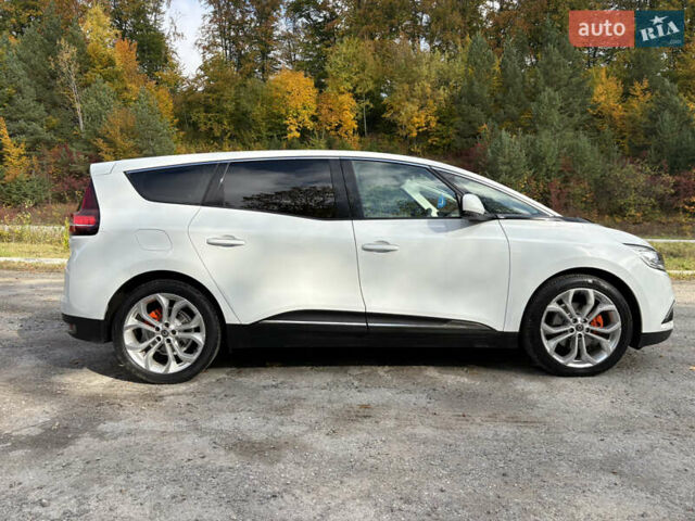 Белый Рено Гранд Сценик, объемом двигателя 1.7 л и пробегом 199 тыс. км за 15600 $, фото 12 на Automoto.ua