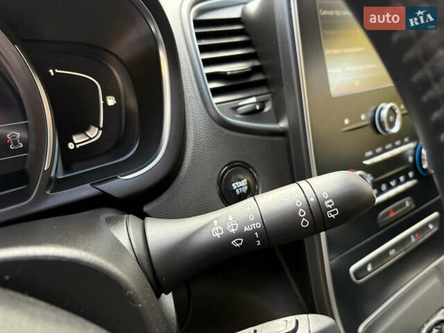 Белый Рено Гранд Сценик, объемом двигателя 1.7 л и пробегом 199 тыс. км за 15550 $, фото 65 на Automoto.ua