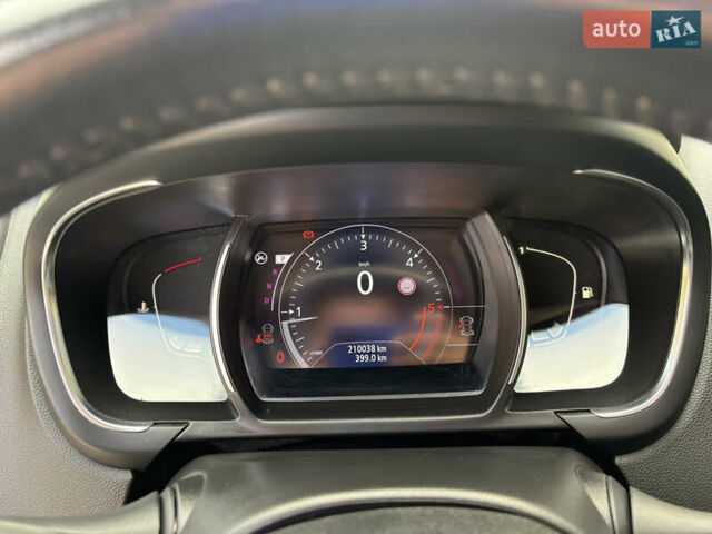 Белый Рено Гранд Сценик, объемом двигателя 1.7 л и пробегом 199 тыс. км за 15600 $, фото 58 на Automoto.ua