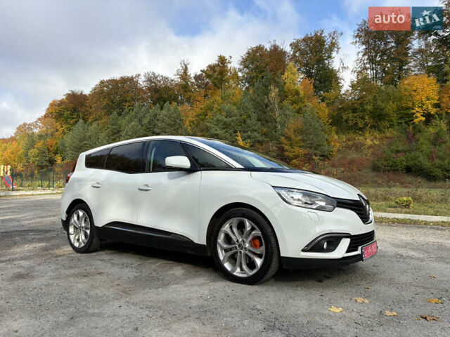 Белый Рено Гранд Сценик, объемом двигателя 1.7 л и пробегом 199 тыс. км за 15600 $, фото 1 на Automoto.ua