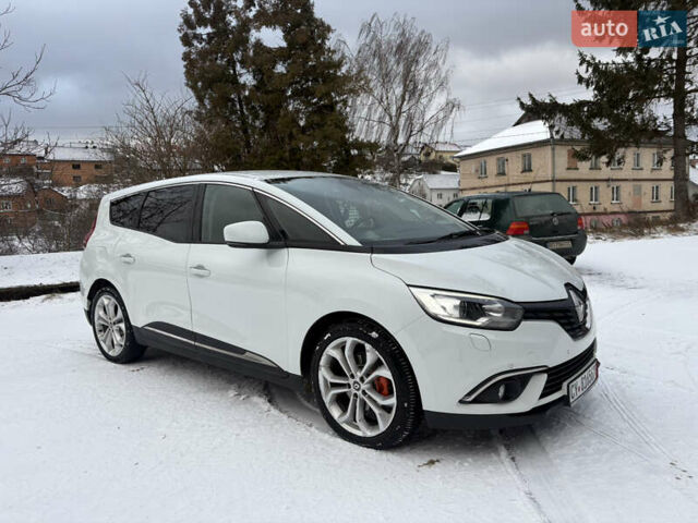 Белый Рено Гранд Сценик, объемом двигателя 1.7 л и пробегом 199 тыс. км за 15600 $, фото 8 на Automoto.ua