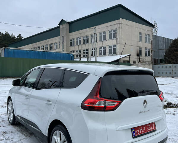 Білий Рено Гранд Сценік, об'ємом двигуна 1.7 л та пробігом 157 тис. км за 15850 $, фото 11 на Automoto.ua