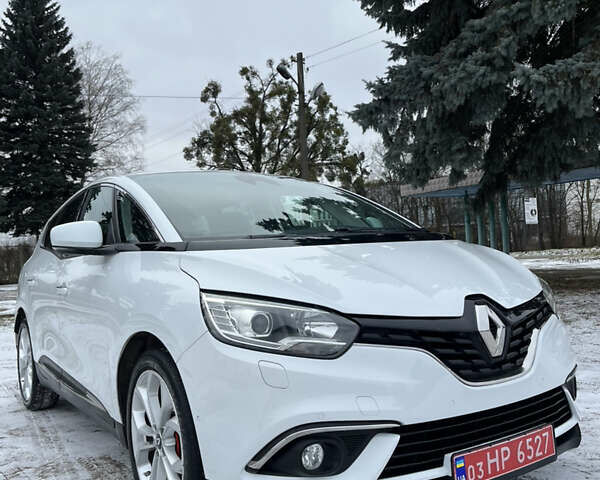 Білий Рено Гранд Сценік, об'ємом двигуна 1.7 л та пробігом 157 тис. км за 15850 $, фото 1 на Automoto.ua
