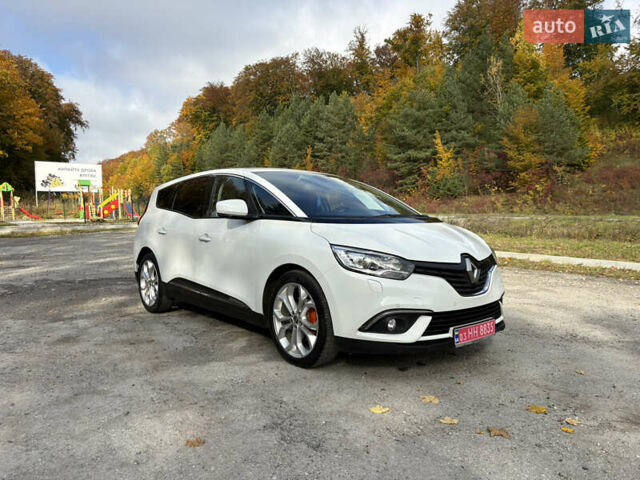Белый Рено Гранд Сценик, объемом двигателя 1.7 л и пробегом 199 тыс. км за 15550 $, фото 8 на Automoto.ua