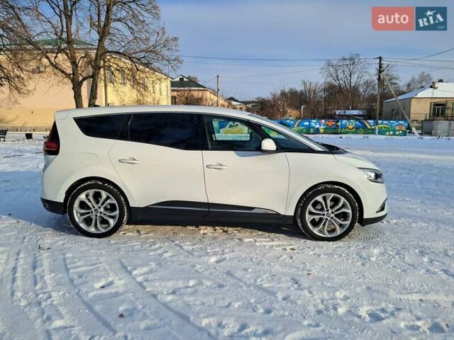 Белый Рено Гранд Сценик, объемом двигателя 1.87 л и пробегом 155 тыс. км за 16848 $, фото 21 на Automoto.ua