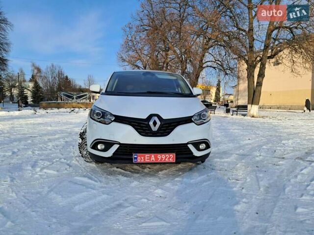 Белый Рено Гранд Сценик, объемом двигателя 1.87 л и пробегом 155 тыс. км за 16848 $, фото 6 на Automoto.ua