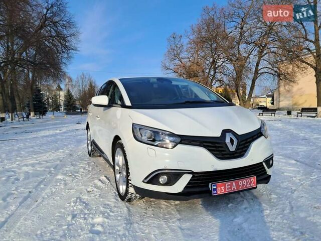 Белый Рено Гранд Сценик, объемом двигателя 1.87 л и пробегом 155 тыс. км за 16848 $, фото 7 на Automoto.ua