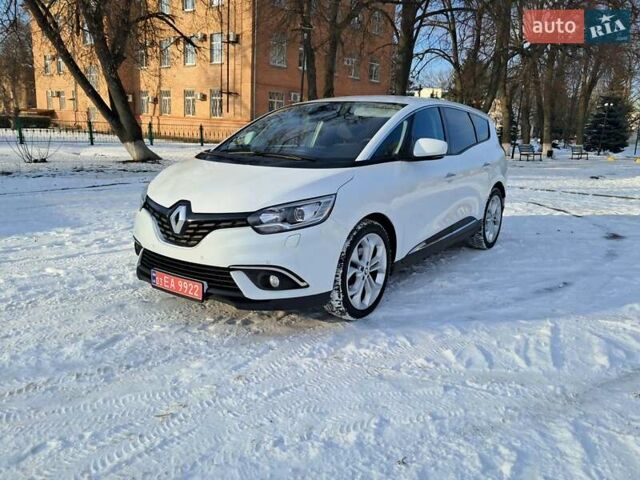 Белый Рено Гранд Сценик, объемом двигателя 1.87 л и пробегом 155 тыс. км за 16848 $, фото 9 на Automoto.ua