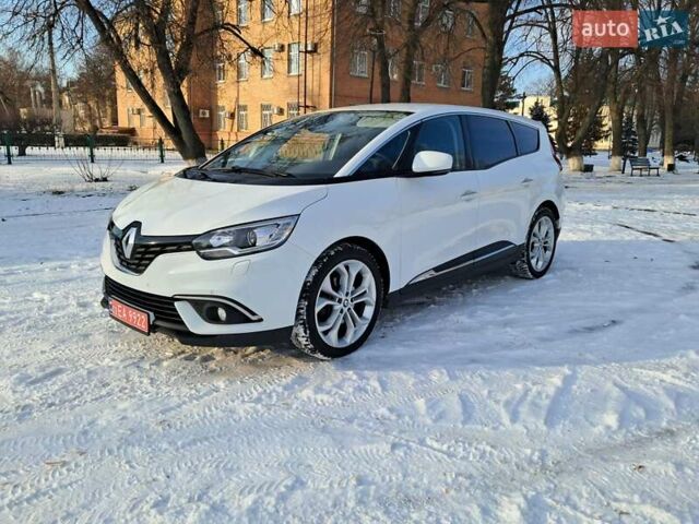 Белый Рено Гранд Сценик, объемом двигателя 1.87 л и пробегом 155 тыс. км за 16848 $, фото 10 на Automoto.ua