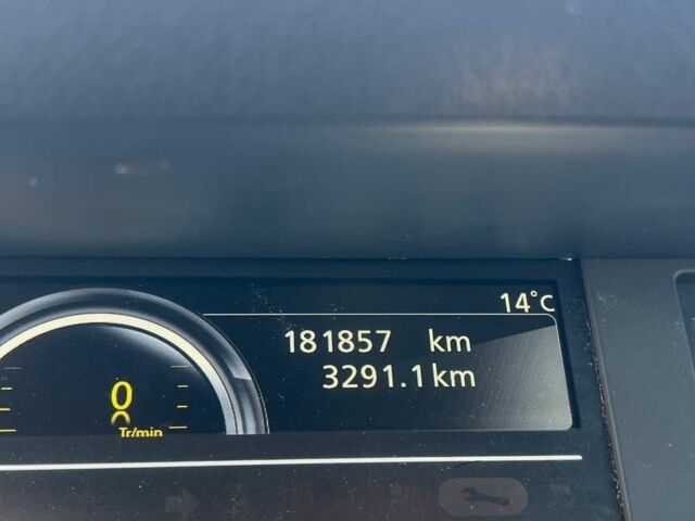 Білий Рено Гранд Сценік, об'ємом двигуна 1.6 л та пробігом 182 тис. км за 9100 $, фото 7 на Automoto.ua