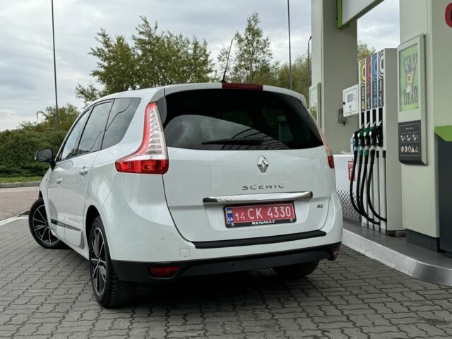 Білий Рено Гранд Сценік, об'ємом двигуна 1.6 л та пробігом 207 тис. км за 9450 $, фото 9 на Automoto.ua
