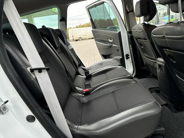 Білий Рено Гранд Сценік, об'ємом двигуна 1.6 л та пробігом 207 тис. км за 9450 $, фото 20 на Automoto.ua