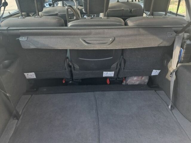 Белый Рено Гранд Сценик, объемом двигателя 1.6 л и пробегом 171 тыс. км за 8150 $, фото 17 на Automoto.ua