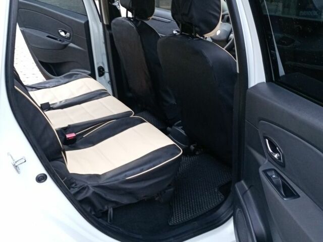 Белый Рено Гранд Сценик, объемом двигателя 1.5 л и пробегом 175 тыс. км за 8200 $, фото 14 на Automoto.ua