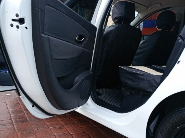 Белый Рено Гранд Сценик, объемом двигателя 1.5 л и пробегом 175 тыс. км за 8200 $, фото 12 на Automoto.ua