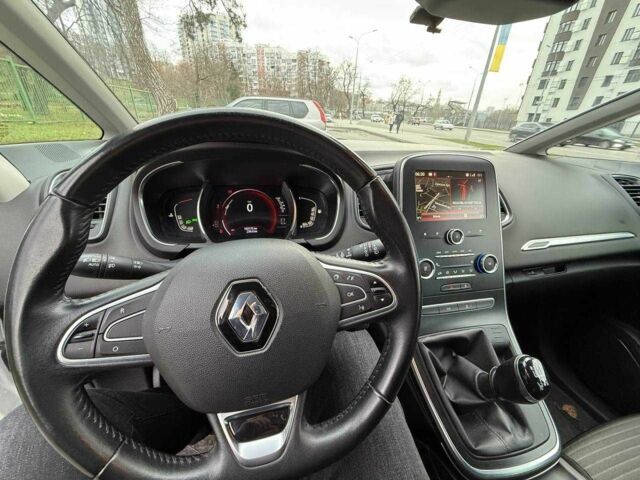 Білий Рено Гранд Сценік, об'ємом двигуна 1.8 л та пробігом 163 тис. км за 13500 $, фото 18 на Automoto.ua