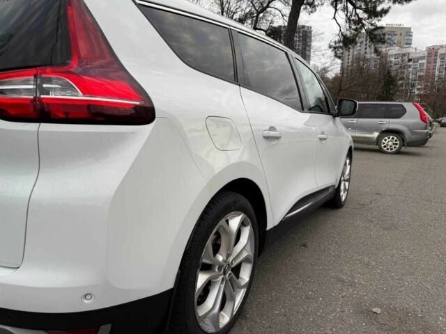 Білий Рено Гранд Сценік, об'ємом двигуна 1.8 л та пробігом 163 тис. км за 13500 $, фото 6 на Automoto.ua