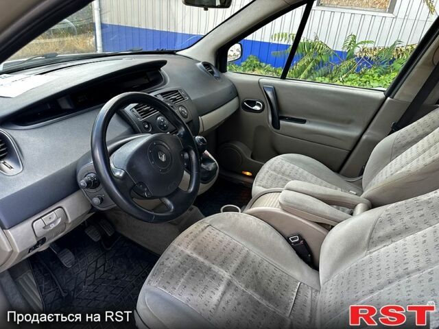 Бежевый Рено Гранд Сценик, объемом двигателя 1.5 л и пробегом 220 тыс. км за 4600 $, фото 5 на Automoto.ua