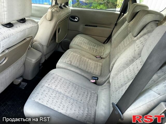 Бежевый Рено Гранд Сценик, объемом двигателя 1.5 л и пробегом 220 тыс. км за 4600 $, фото 4 на Automoto.ua