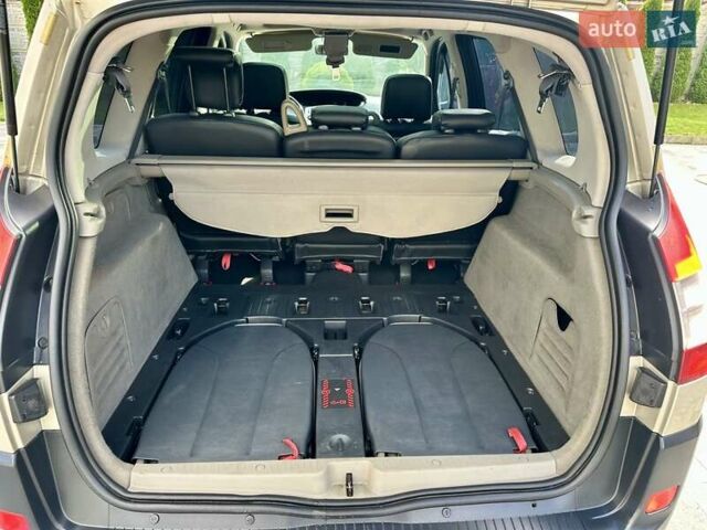 Бежевий Рено Гранд Сценік, об'ємом двигуна 1.46 л та пробігом 290 тис. км за 5100 $, фото 15 на Automoto.ua
