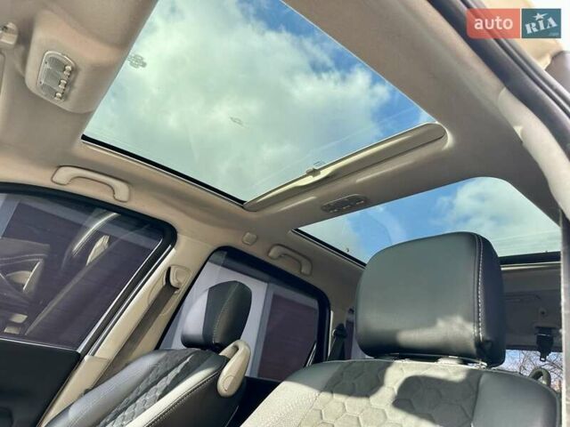 Бежевий Рено Гранд Сценік, об'ємом двигуна 1.46 л та пробігом 290 тис. км за 5100 $, фото 9 на Automoto.ua