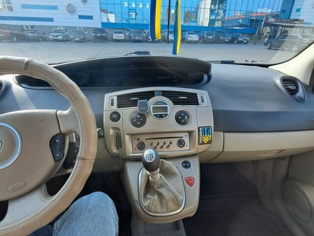 Рено Гранд Сценик 2007 в Хмельницком на Automoto.ua Бежевый Рено Гранд Сценик, объемом двигателя 2 л и пробегом 300 тыс. км за 4400 $, фото 13 на Automoto.ua