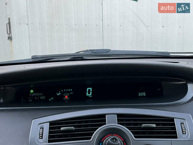 Бежевий Рено Гранд Сценік, об'ємом двигуна 1.5 л та пробігом 297 тис. км за 4200 $, фото 23 на Automoto.ua