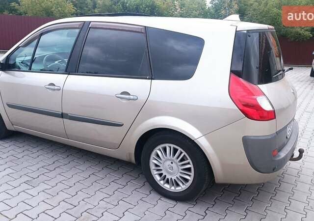 Бежевий Рено Гранд Сценік, об'ємом двигуна 1.87 л та пробігом 352 тис. км за 3500 $, фото 5 на Automoto.ua