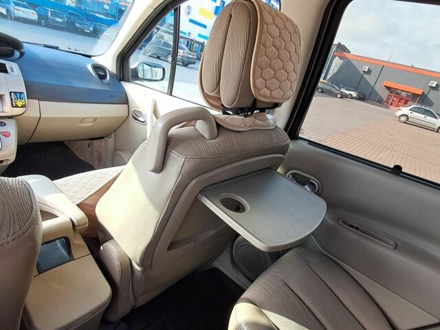 Рено Гранд Сценик 2007 в Хмельницком на Automoto.ua Бежевый Рено Гранд Сценик, объемом двигателя 2 л и пробегом 300 тыс. км за 4400 $, фото 7 на Automoto.ua