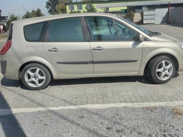 Бежевый Рено Гранд Сценик, объемом двигателя 1.5 л и пробегом 200 тыс. км за 5900 $, фото 6 на Automoto.ua