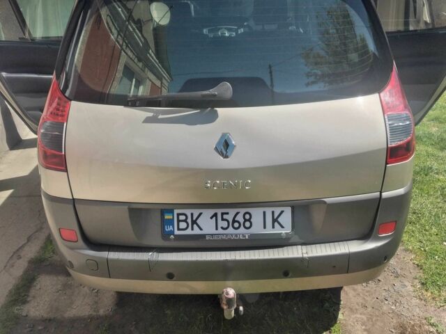 Бежевый Рено Гранд Сценик, объемом двигателя 1.5 л и пробегом 200 тыс. км за 5900 $, фото 11 на Automoto.ua