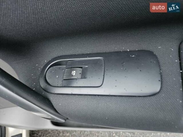 Бежевий Рено Гранд Сценік, об'ємом двигуна 1.6 л та пробігом 210 тис. км за 5800 $, фото 80 на Automoto.ua