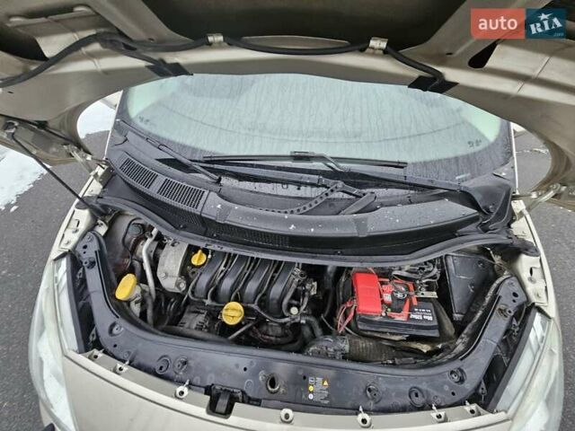 Бежевий Рено Гранд Сценік, об'ємом двигуна 1.6 л та пробігом 210 тис. км за 5800 $, фото 102 на Automoto.ua