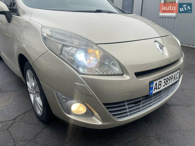 Бежевий Рено Гранд Сценік, об'ємом двигуна 1.4 л та пробігом 228 тис. км за 6200 $, фото 44 на Automoto.ua