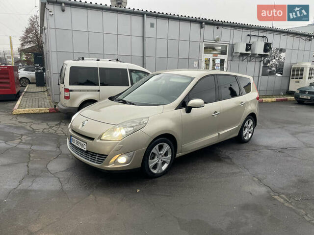 Бежевий Рено Гранд Сценік, об'ємом двигуна 1.4 л та пробігом 228 тис. км за 6200 $, фото 3 на Automoto.ua