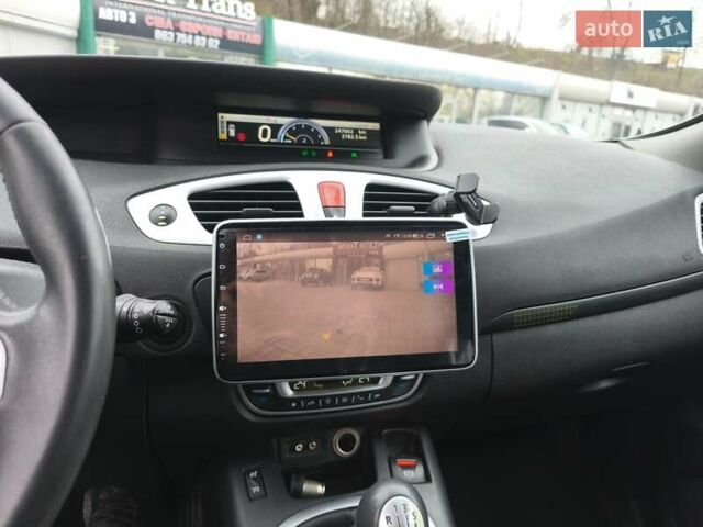 Бежевий Рено Гранд Сценік, об'ємом двигуна 1.46 л та пробігом 247 тис. км за 8200 $, фото 16 на Automoto.ua