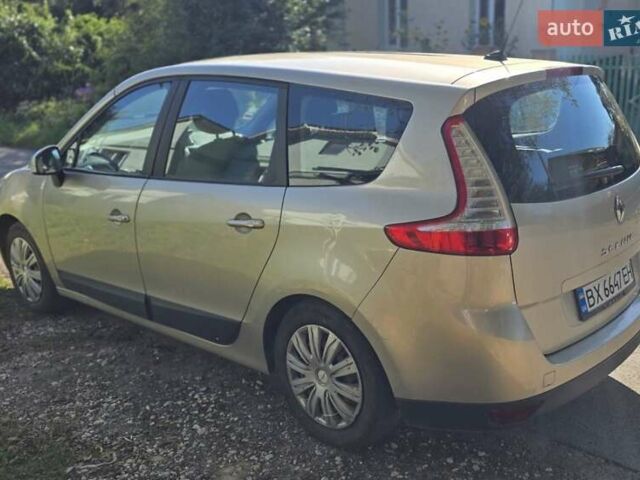 Бежевый Рено Гранд Сценик, объемом двигателя 1.5 л и пробегом 231 тыс. км за 7300 $, фото 1 на Automoto.ua