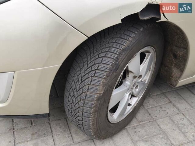 Бежевий Рено Гранд Сценік, об'ємом двигуна 1.46 л та пробігом 247 тис. км за 8200 $, фото 21 на Automoto.ua