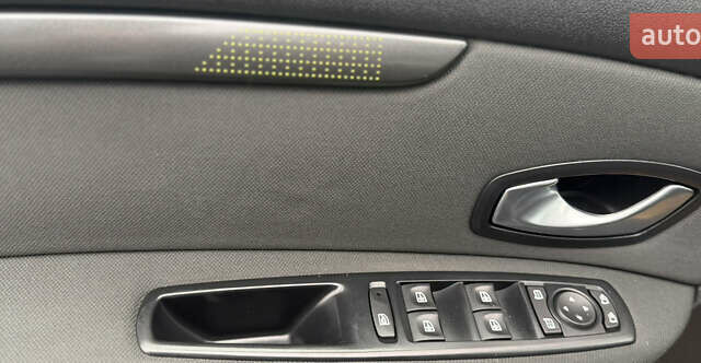 Бежевый Рено Гранд Сценик, объемом двигателя 1.6 л и пробегом 160 тыс. км за 6850 $, фото 23 на Automoto.ua