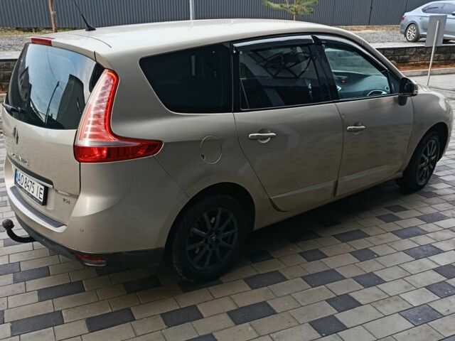 Бежевый Рено Гранд Сценик, объемом двигателя 1.4 л и пробегом 290 тыс. км за 5999 $, фото 4 на Automoto.ua